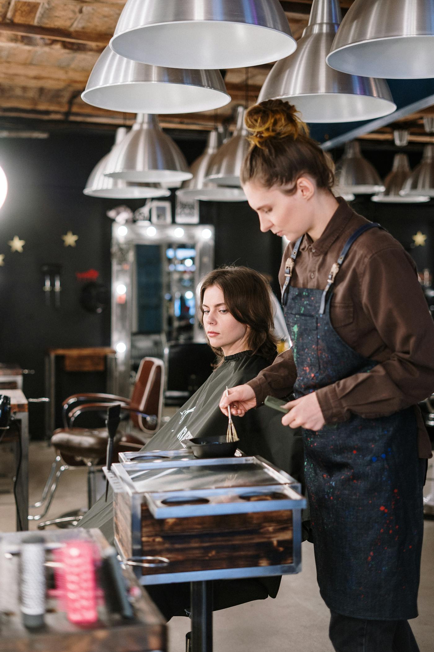 Balayage behandling i salon.
